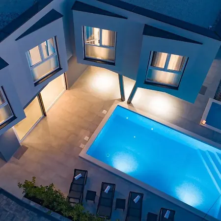 Luxury Lanterna Heated Pool Jacuzzi * Malinska