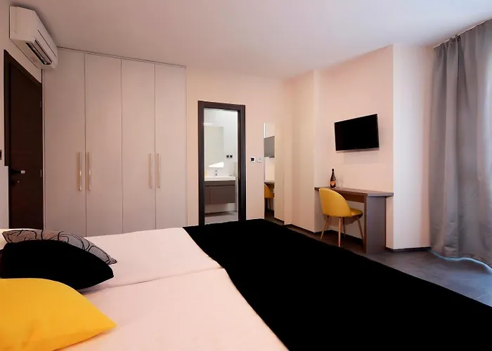 Villa Luxury Lanterna Heated Pool Jacuzzi