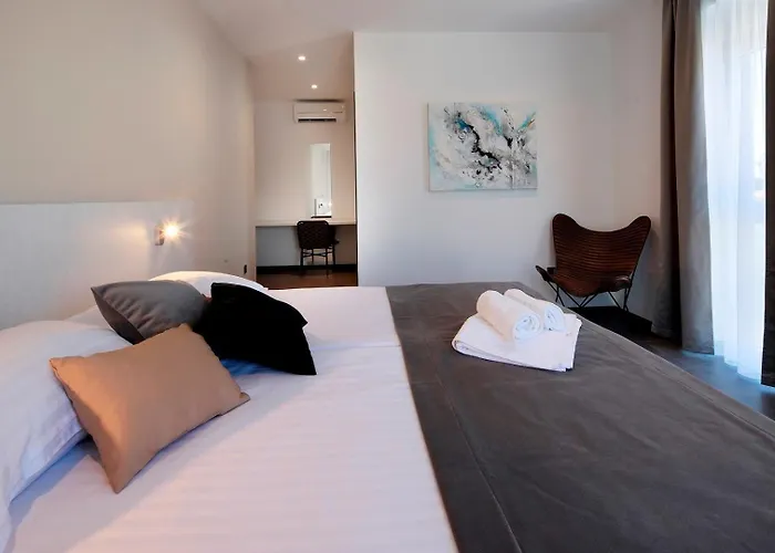 Villa Luxury Lanterna Heated Pool Jacuzzi *