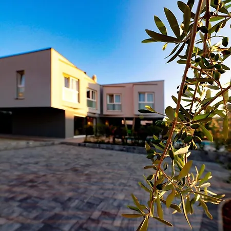 Luxury Lanterna Heated Pool Jacuzzi Villa Malinska