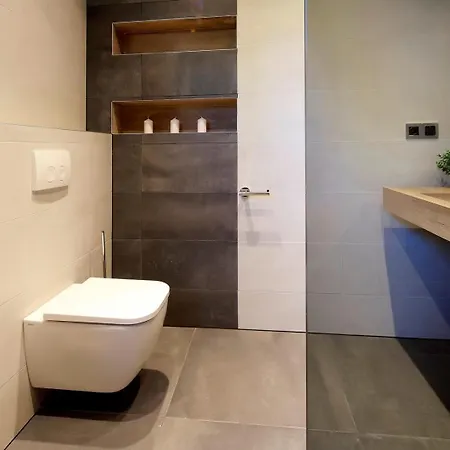Luxury Lanterna Heated Pool Jacuzzi Villa Malinska