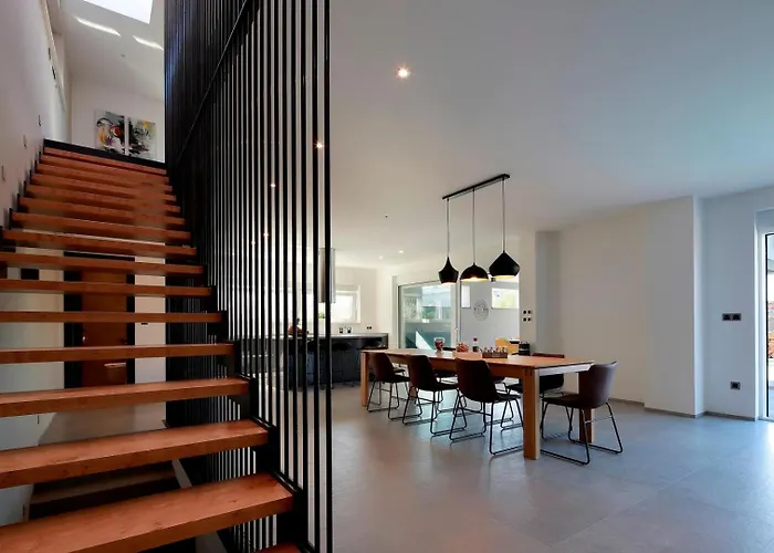 Luxury Lanterna Heated Pool Jacuzzi *