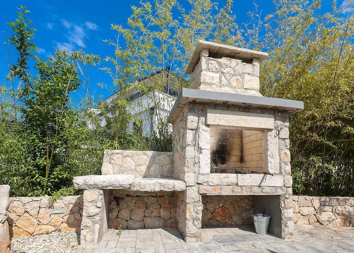 Luxury Lanterna Heated Pool Jacuzzi Villa Malinska